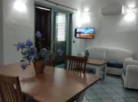 Villetta bifamiliare con vista mare