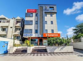 FabHotel Naman Palace, hotel near Raja Bhoj Domestic Airport - BHO, 