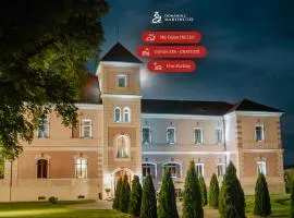 Domeniile Martinutzi - Conac Rhédey