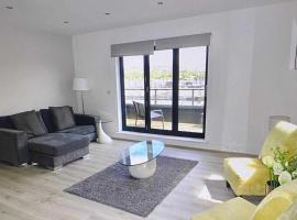 Bardywell Penthouse - 2 Bedrooms - Sleeps 4, hotel in Whitehaven