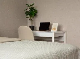 Quiet , near Center - Free Coffee, Netflix & More - GrandStay md