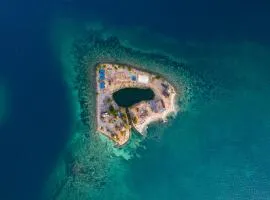 Bullock Island, Belize