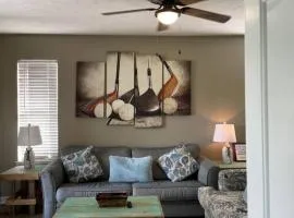 19th Hole Relaxed 2BR Near World Tour Golf