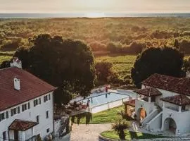 San Tomasini Heritage Hotel