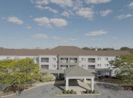 Comfort Inn & Suites Allentown Bethlehem Airport, hotel near Lehigh Valley International Airport - ABE, Bethlehem