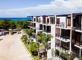 Tropical Getaway with pool & steps to the beach, hotel v destinaci Puerto Plata