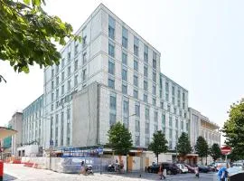 For Students Only Chic Studio Apartments at Cross House in Plymouth