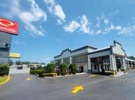 Econo Lodge Lenoir City - Knoxville Area, hotel di Lenoir City