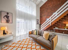 Norwood Urban Sanctuary Condo 2b1b free parking, Condo in Kensington and Norwood