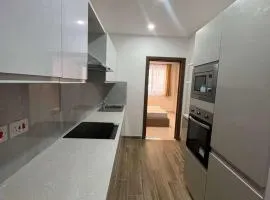 Qawra Seaside Birch Leaf