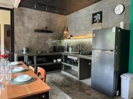 Authentic Nusa Dua home, 4BR, Renovated 2025