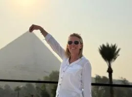 Dayy Pyramids View Hotel