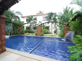 4BHK Villa in Anjuna with private Jacuzzi and pool, 1KM from beach，位于安君纳的酒店