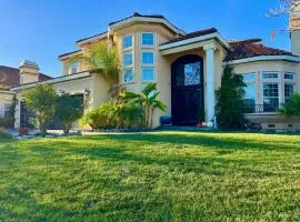 Luxurious Getaway in Unique Executive Estate