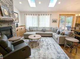 56593 Celestial Dr home, hotel v destinaci Three Rivers