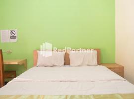 Wisma Handayani Syariah RedPartner near RSUD Wonosari, hotel in Yogyakarta