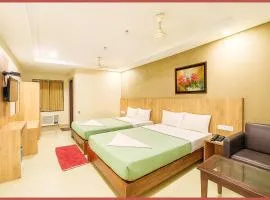 Jagannath Temple Road Hotel The JP Palace Near Sea Beach 15 Mint Walking Distance - -Parking And Restaurant Facilities - Fully Air Conditioning Rooms - Top service with lots of Love