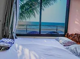 Myna beach stay