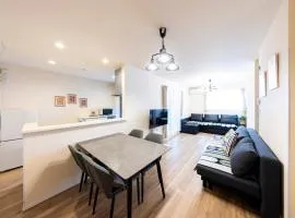 Cozy Base Akasaka 301