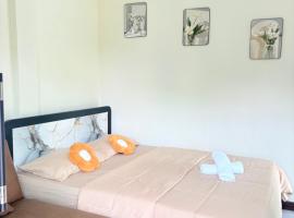 เกาะลิบงKohlibong forest house, hotel s vířivkou v destinaci Trang