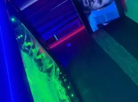 Maison cocooning , avec double jacuzzi et piscine