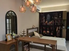 琥珀皇后館 Amber Queen Chambers