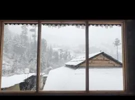 Oreos cafe and stay shangarh