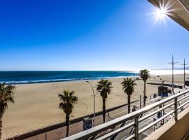 TI PAMS Vue MER Parking gratuit du 1 juin au 30 Septembre, hotel v destinaci Canet-en-Roussillon