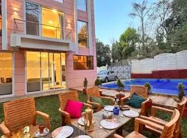 Amy Villa Lonavala - 5bhk- 5 mins from lonavala station with private swimming pool