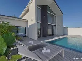 como -שתי וילות יוקרתיות עם בריכה פרטית מחוממת ומקורה