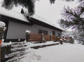 Chatka Puchatka, hotel a Tenczyn