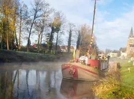 Sur la Somme à bord de la péniche Arche de Noé