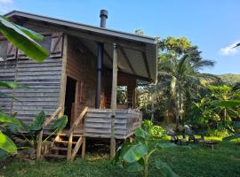 Le Chalet, at La Petite Ferme, hotel in Vieux Grand Port