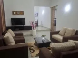 Serene Service Apartment in the heart of Rayfield