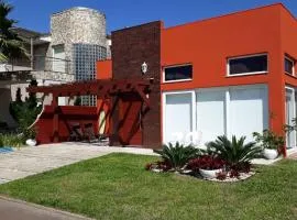 Casa térrea no condomínio Atlântico Villas Club!