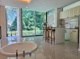 Relax greenery near town 15 min