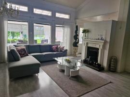 Luxury apartment on the riverside In Rovaniemi, ξενοδοχείο σε Rovaniemi