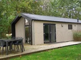 FEAN nature lodge, luxe verblijf met 4 fietsen en prachtig uitzicht over de landerijen, nabij natuurgebieden Drents Friese Wold, Fochterloërveen en gevangenisdorp Veenhuizen