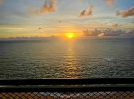 Valor Imbatível ! Flat Frente Mar com Enxoval completo