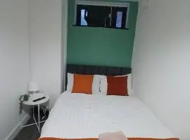 Pembroke Place Private Room 12B