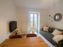 Le Terra Redon - T2 centre ville - 6 min gare - local vélo, hôtel à Redon