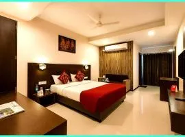 Ujjain Road Hotel Park Premium Palace Residency # Near Mahakaleswar Jyotirlinga Temple #Fully Air Conditioning Premium Room # Restaurant # Parking - Top Rated Hotel In Ujjain