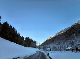 BROWN DOLOMYTE Apartment, hotel i Schilpario