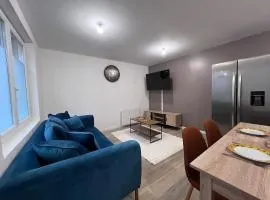 Maison Moderna-8 personnes-WiFi-Centre ville