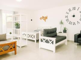 Departamento LUNA NUEVA, hotel i Santa Clara del Mar