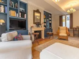 La Maraisienne Amboise Center Parking Garden