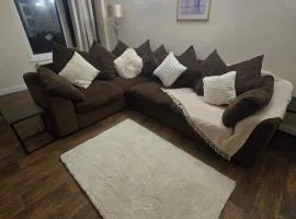 Apartment on De Parys Avenue, Bedford