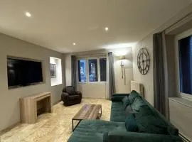 Maison ou chambres a louer place de L'Esplan