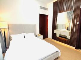 Vista Luxury Home With Parking, hotel in Ajman 