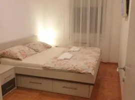 Apartman 44, Mejdan, Banja Luka